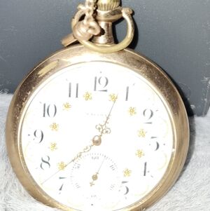 Elegant Antique Waltham Gold Pocket Watch